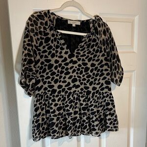LOFT Black and Gray Spot Print Peplum Tunic